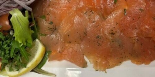 Fischspezialitäten mit Beilage